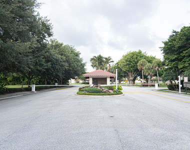 8410 Brussels Way - Photo Thumbnail 40