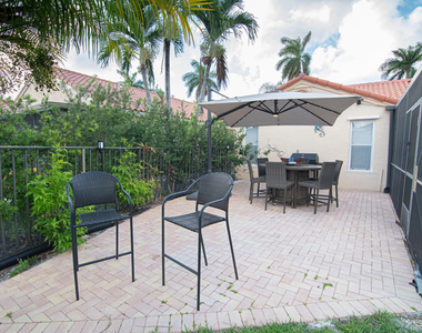 8410 Brussels Way - Photo Thumbnail 35