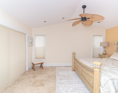 8410 Brussels Way - Photo Thumbnail 16