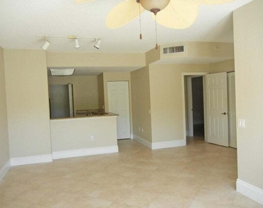 2813 Grande Parkway - Photo Thumbnail 2