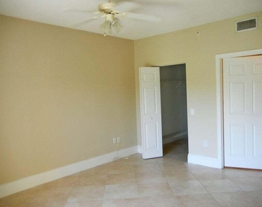 2813 Grande Parkway - Photo Thumbnail 3
