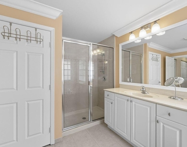 8492 Breezy Oak Way - Photo Thumbnail 35