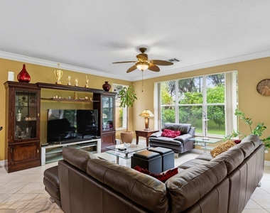 8492 Breezy Oak Way - Photo Thumbnail 10