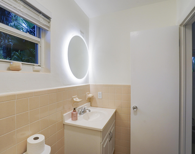 216 32nd Street - Photo Thumbnail 12