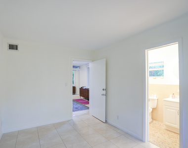 216 32nd Street - Photo Thumbnail 15