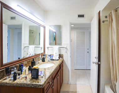 216 32nd Street - Photo Thumbnail 20