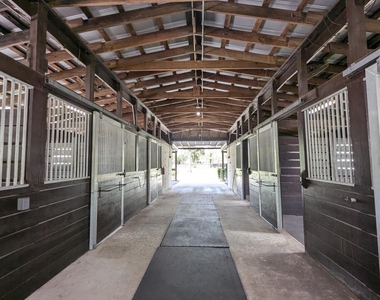 13161 Casey Road - Photo Thumbnail 7