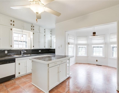 1600 Nw 38th Street - Photo Thumbnail 9