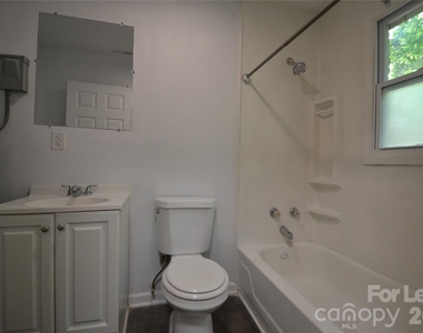 1212 Essex Avenue - Photo Thumbnail 12