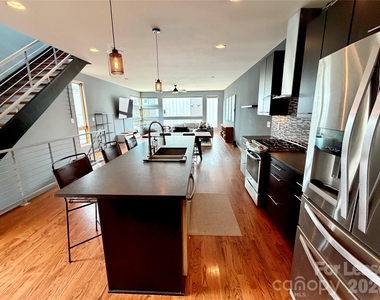 305 Mcninch Street - Photo Thumbnail 10