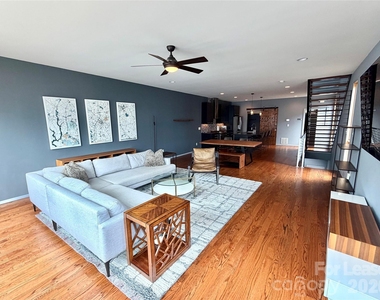 305 Mcninch Street - Photo Thumbnail 2