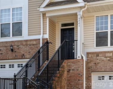 6441 Terrace View Court - Photo Thumbnail 2