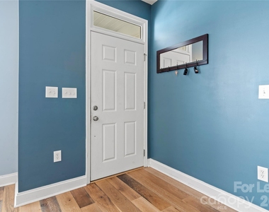 6441 Terrace View Court - Photo Thumbnail 4