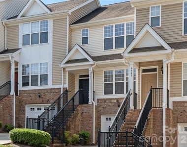 6441 Terrace View Court - Photo Thumbnail 25