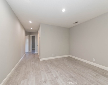 1318 Lukens Court - Photo Thumbnail 12