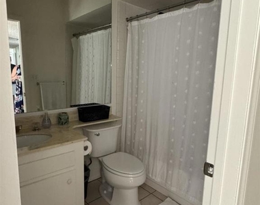 333 Orange Avenue - Photo Thumbnail 8
