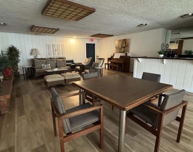 333 Orange Avenue - Photo Thumbnail 19