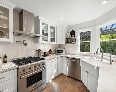 12628 Newport Avenue - Photo Thumbnail 10