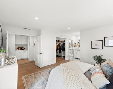 12628 Newport Avenue - Photo Thumbnail 17