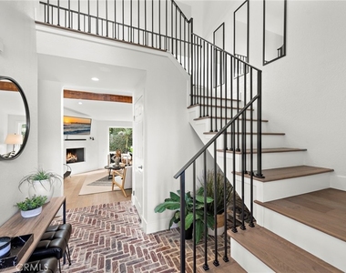 12628 Newport Avenue - Photo Thumbnail 1