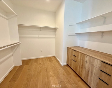 243 Seal Beach Blvd - Photo Thumbnail 8