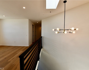 243 Seal Beach Blvd - Photo Thumbnail 22