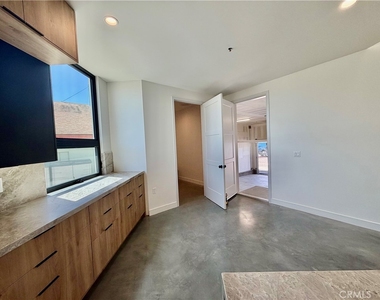 243 Seal Beach Blvd - Photo Thumbnail 1