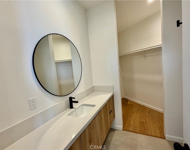 243 Seal Beach Blvd - Photo Thumbnail 14