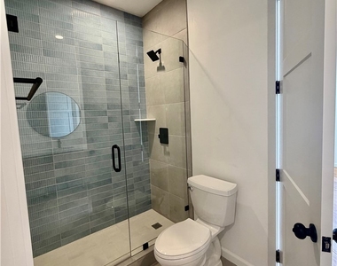 243 Seal Beach Blvd - Photo Thumbnail 12