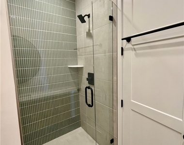 243 Seal Beach Blvd - Photo Thumbnail 15