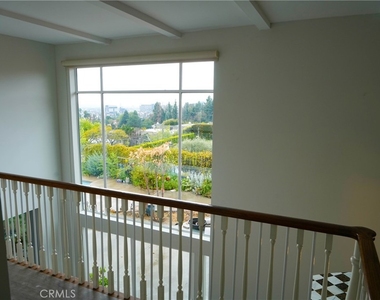 5226 Los Diegos Way - Photo Thumbnail 8