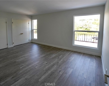 5226 Los Diegos Way - Photo Thumbnail 41