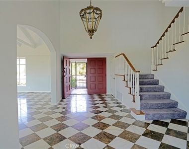 5226 Los Diegos Way - Photo Thumbnail 5