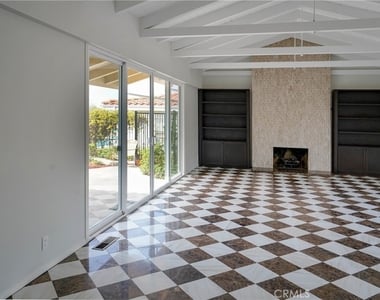 5226 Los Diegos Way - Photo Thumbnail 14