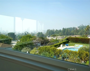 5226 Los Diegos Way - Photo Thumbnail 31