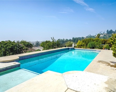5226 Los Diegos Way - Photo Thumbnail 48