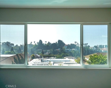 5226 Los Diegos Way - Photo Thumbnail 30