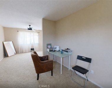5637 Redwood - Photo Thumbnail 13