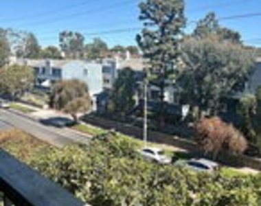 8740 Tuscany Avenue - Photo Thumbnail 21