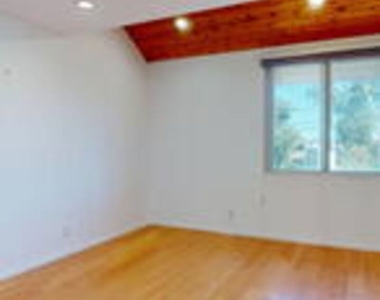 8740 Tuscany Avenue - Photo Thumbnail 10