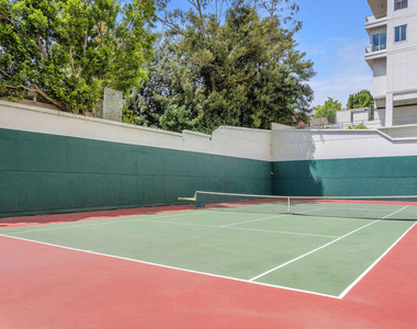 10535 Wilshire Boulevard - Photo Thumbnail 24