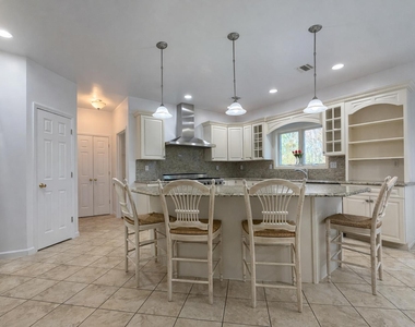 12 Fortune Way - Photo Thumbnail 12