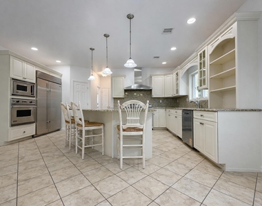 12 Fortune Way - Photo Thumbnail 15