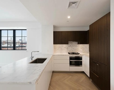 100 Avenue A - Photo Thumbnail 4