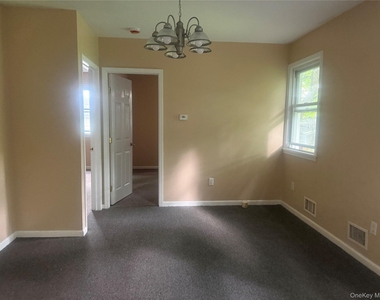 155 Orange Turnpike - Photo Thumbnail 1