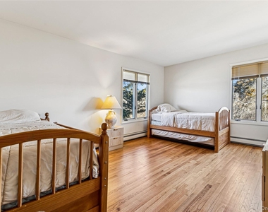 22 Meadow Lane - Photo Thumbnail 16