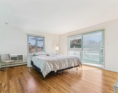 22 Meadow Lane - Photo Thumbnail 17
