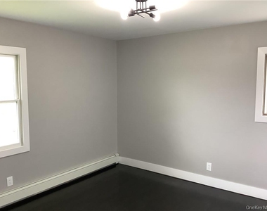 19 Mountainview Drive - Photo Thumbnail 7