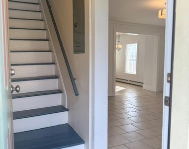 43 Barton Street - Photo Thumbnail 5