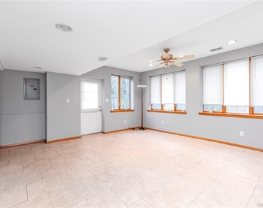 5 Glenbrook Road - Photo Thumbnail 10
